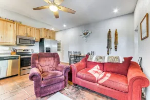Waterfront Retreat w/ Fishing Dock in Pensacola - Innenbereich