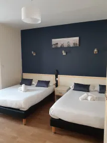 Logis Hostellerie Du Cheval Blanc - Værelse