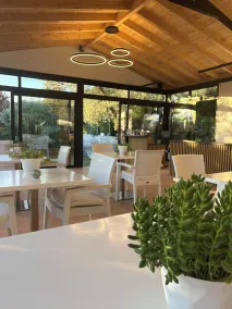 Ampoulos Rooms & Apartments - Resepsjon