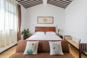 Dali Yanyuan Mountain Retreat 大理晏清山居客栈 - Room