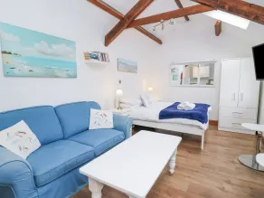Upper Calffield Studio - Rom