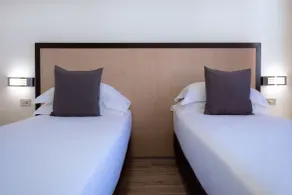CDH Hotel Modena - Zimmer