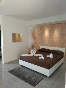Apartamento vacacional con barbacoa, jardín y terraza - Habitación