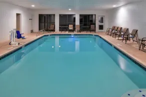 Hampton Inn Eugene - Pool