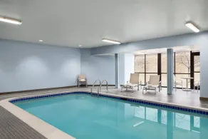 Holiday Inn Express & Suites East Greenbush Albany-Skyline by IHG - Piscine