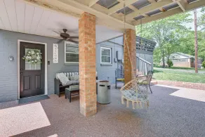 3 Mi to Dtwn: Hickory Home Base w/ Patio! - Innvendig
