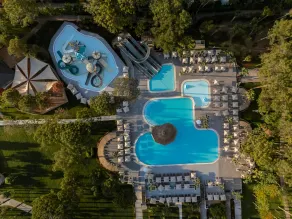 Balmy Foresta - Pool