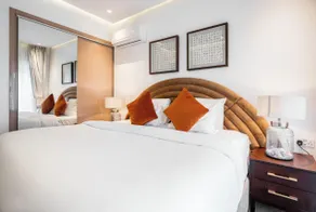 Boardroom Apartments - Room