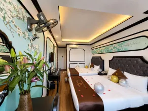 Crown Luxury Hotel - Zimmer