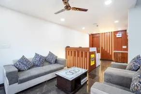 FabHotel The Royal - Near Yamuna Sports Complex - Reception