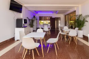 Eldon Hotel & Apartments - Restaurant