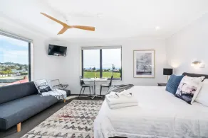Madsen Retreat - Room