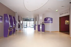 Premier Inn Edinburgh Park - Airport - Reception