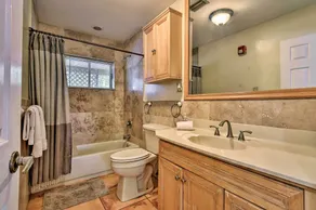 Quaint Central Miami Bungalow: 10 Mi to Mid-Beach! - Interiør