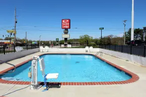 Econo Lodge Franklin South - Piscine