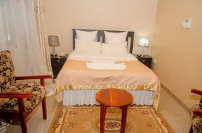 Royal Shalom Lodge - Room
