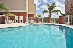Country Inn & Suites by Radisson, Tampa-Brandon, FL - Piscine