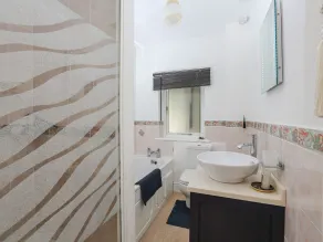 29 Above Town - Badezimmer