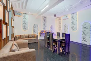 The grand corporate inn sec 51 - Restaurant