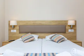 Theo Star Beach Hotel - Chambre