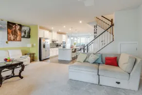 Townhome at Laurel Park: Modern & Spacious Getaway - Interiör