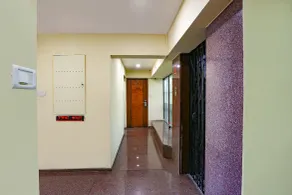 Fabexpress Jayshree - Lobby