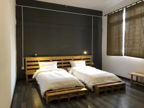 Yakety Yak Hostel - Room