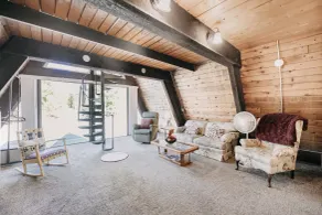 Mt. Baker Lodging Ensuite 5 - Sleeps 2! - Wohnzimmer