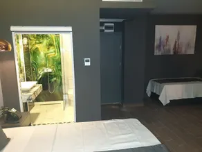 International Palace - Room