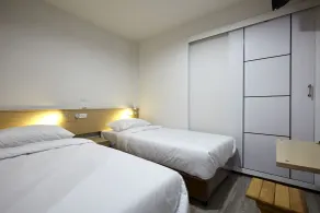 Le Bonheur Poshtel - Chambre