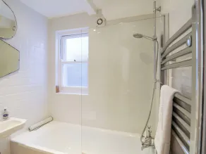 Kestrel - Bagno