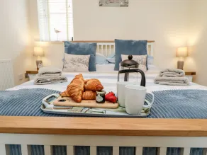 Bay Cottage - Room