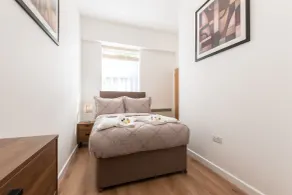 Silver Moon, 2 bedrooms apartament in Southampton Central Free Parking - Værelse