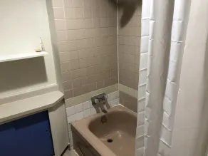 West Point Grey Guest House  UBC - Bathroom