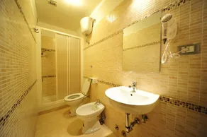 Hotel Mosaic Central Rome - Baño