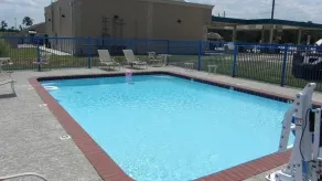 Regency Inn Porter - Piscina