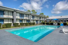 Best Western Executive Inn - Piscina