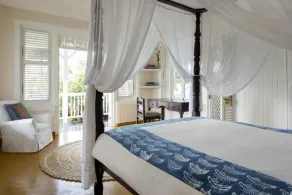 Strawberry Hill - Room