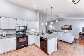 Gilbert Family Home: Games, Private Pool & Patio! - Innenbereich