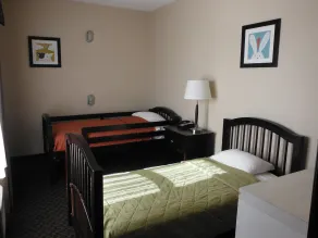 Holiday Inn Express & Suites Clinton by IHG - Habitación