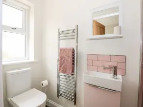 Cottage avec jacuzzi et jardin - Salle de bain