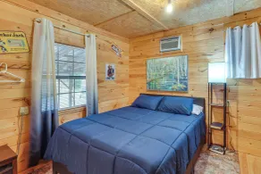 Smoky Mtn Tiny Cabin Hideaway: Hot Tub, Patio - Interior