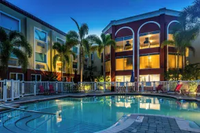 Holiday Inn Express Hotel & Suites Bradenton West by IHG - Piscina