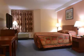 Aurora Park Inn & Suites - Zimmer