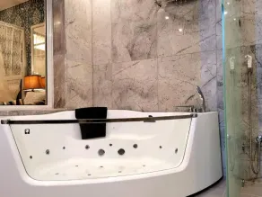 Azard Hotel  - Baño