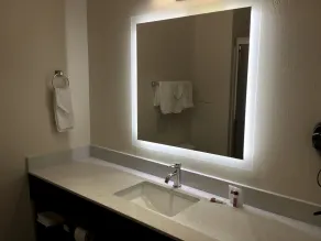 Days Inn by Wyndham Freeport - Salle de bain