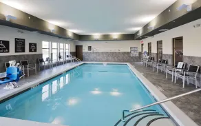 Homewood Suites by Hilton Topeka - Piscine