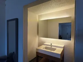 GO2 Inn & Suites by Relianse - Bathroom