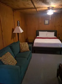 The Sugar Creek Retreat - Rom