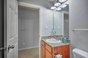 Monkey Island Townhome: Walk to Lake & Dining - Baño